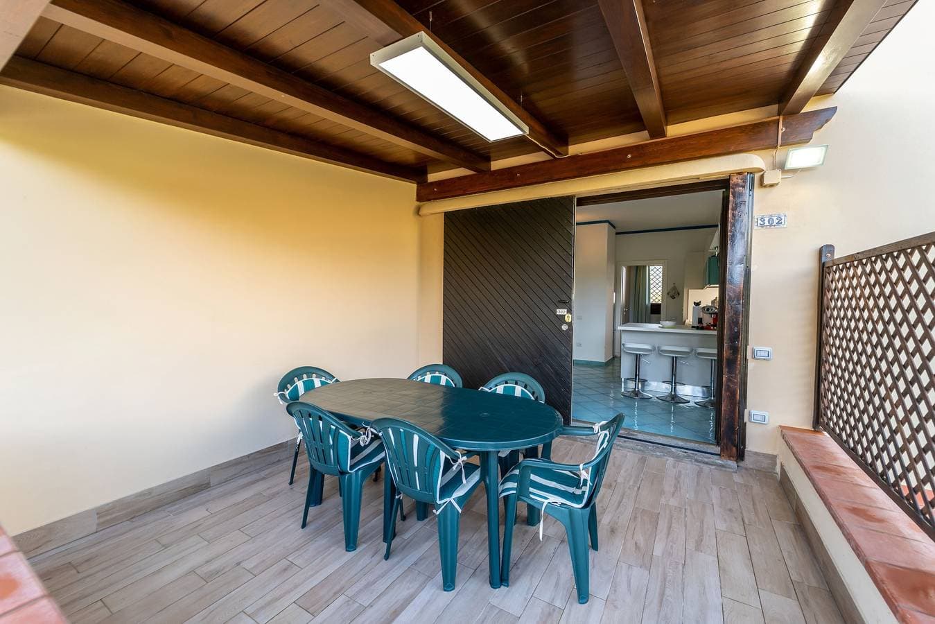 Foto 4 von 25: Haus 100 m vom Strand La Pelosa mit Garten und Terrasse