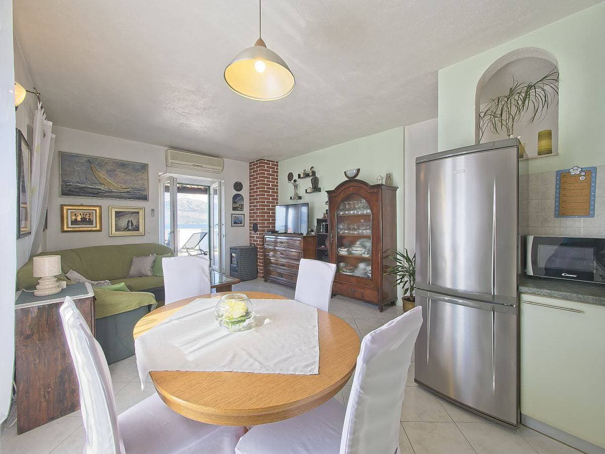 Foto 9 von 26: 2-Zimmer-Ferienwohnung mit Terrasse und Meerblick Postira, Brac A-11582-a