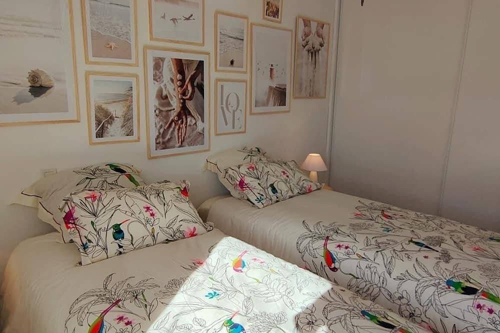 Foto 4 von 22: Exceptional Location, 50 M From The Beach, 3-Room Apartment