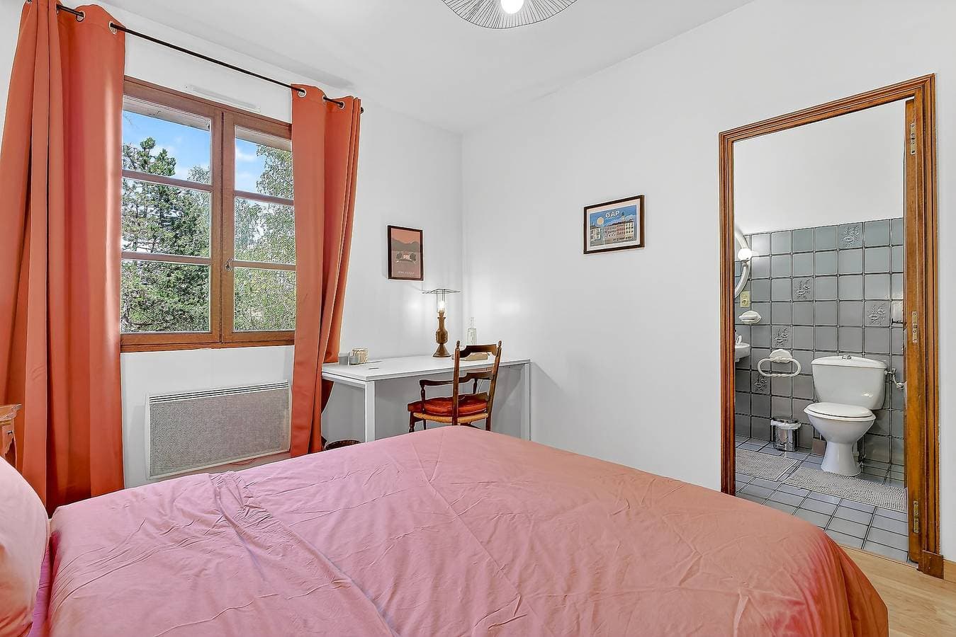 Foto 6 von 39: Gästezimmer Corail 18 m² – Bergblick & privater Pool
