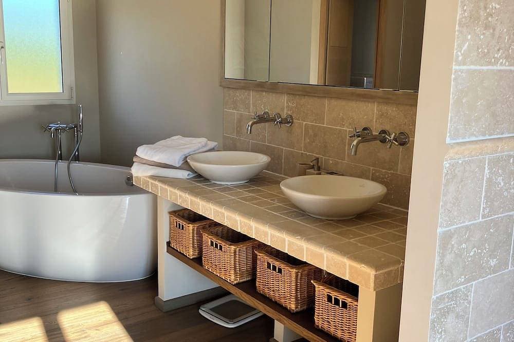 Foto 12 von 30: Spacieuse et luxueuse villa avec piscine