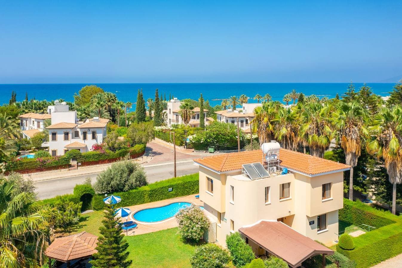 Foto 2 von 39: Villa für 7 Personen mit Meerblick