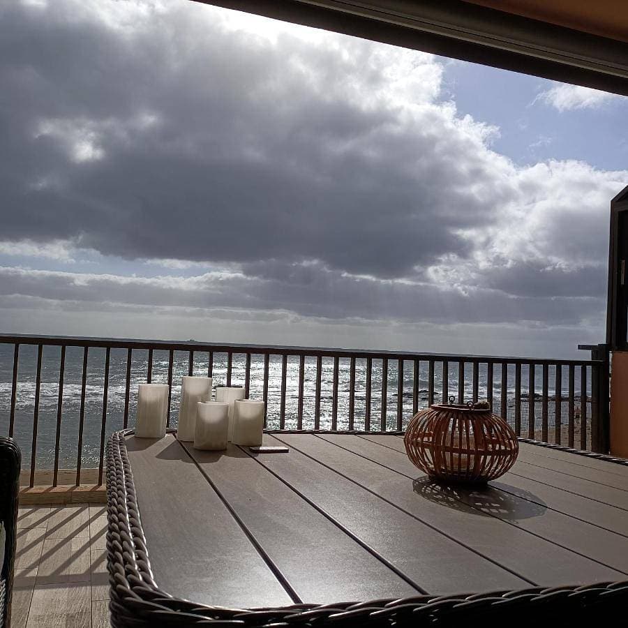 Foto 2 von 58: Apartment with Sea View