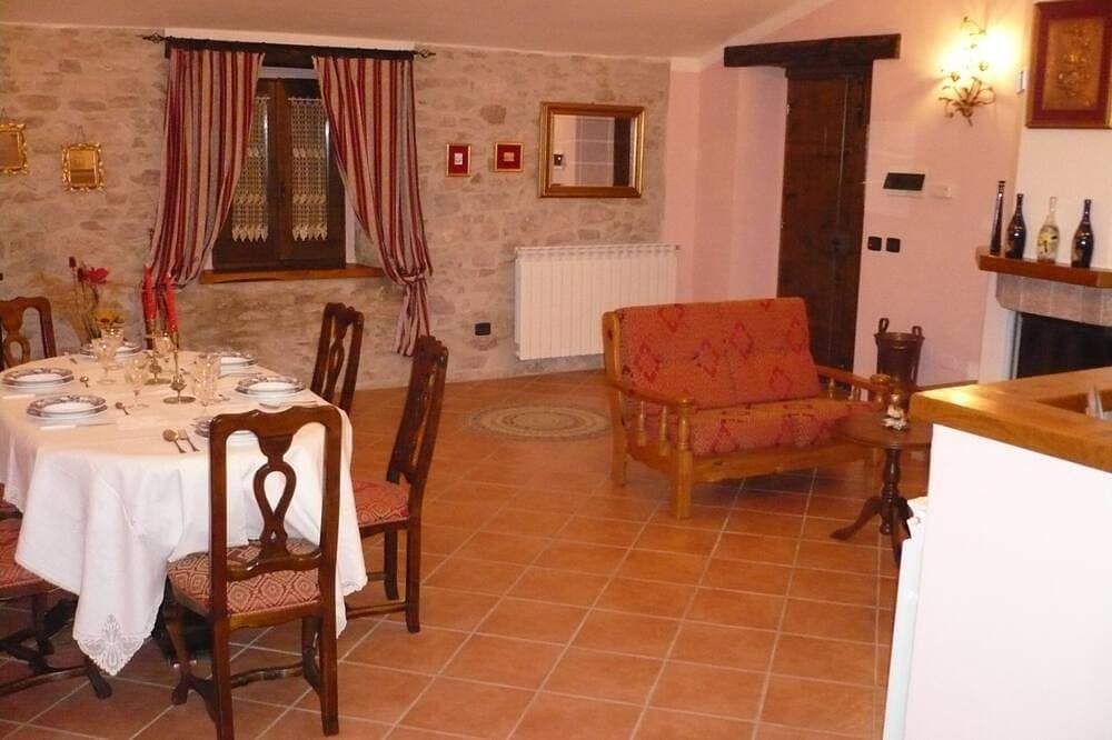 Foto 13 von 23: Haus in Macerino in den grünen umbrischen Hügeln