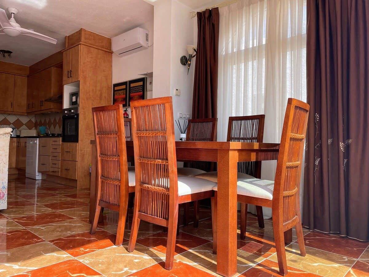 Foto 5 von 36: Villa für 4 Personen mit Garten