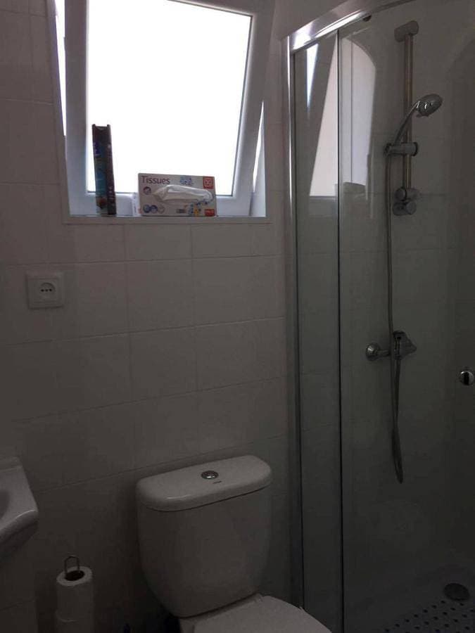 Foto 4 von 61: Three-Bedroom House