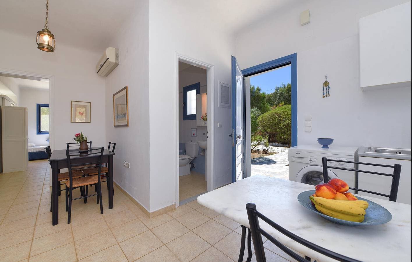 Foto 9 von 52: Luxuriöses Apartment mit Pool, TV und Klimaanlage