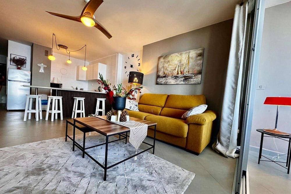 Foto 12 von 30: Elegante apartamento con vista directa al mar