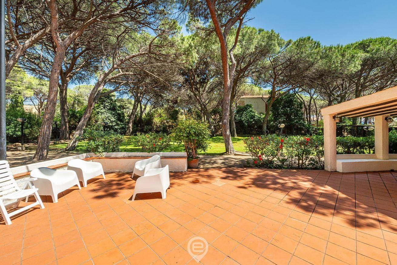 Foto 3 von 45: Villa für 5 Personen mit Garten