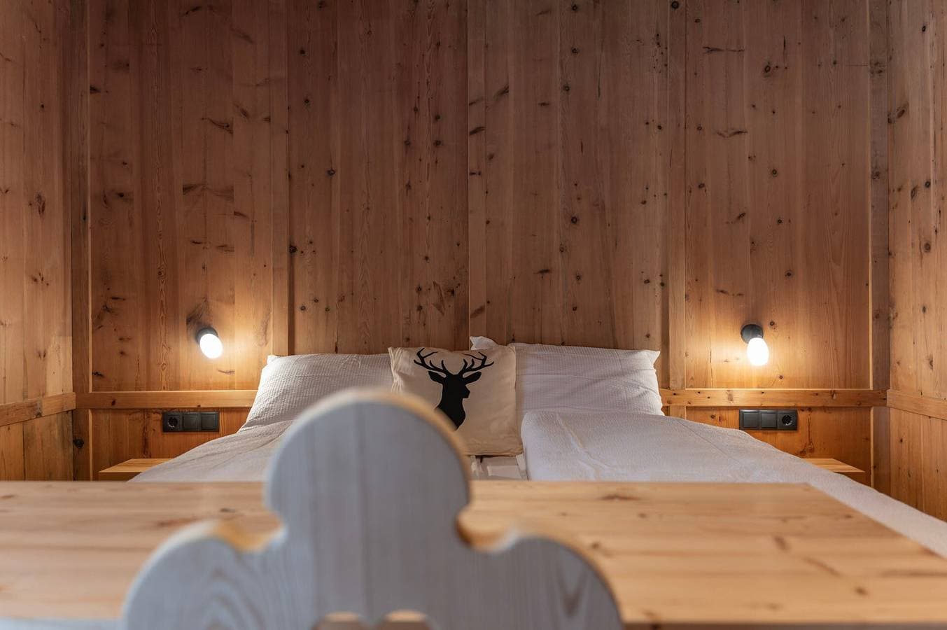 Foto 10 von 39: Ferienwohnung 'Peunt' mit Bergblick, Gemeinschaftsterrasse und Wi-Fi