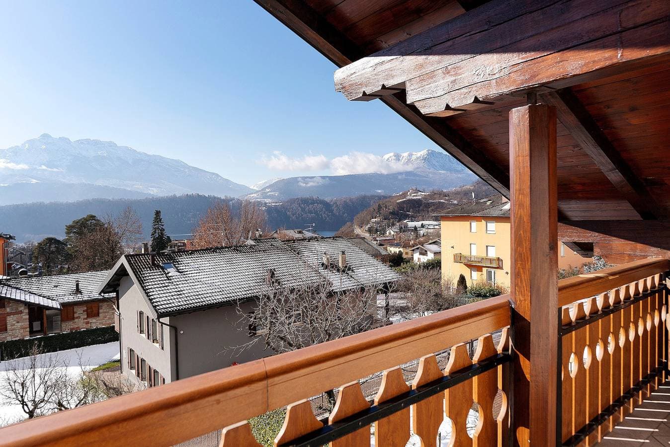 Foto 10 von 29: The View – Ferienwohnung mit Seeblick in Levico Terme, nahe den Trentiner Bergen