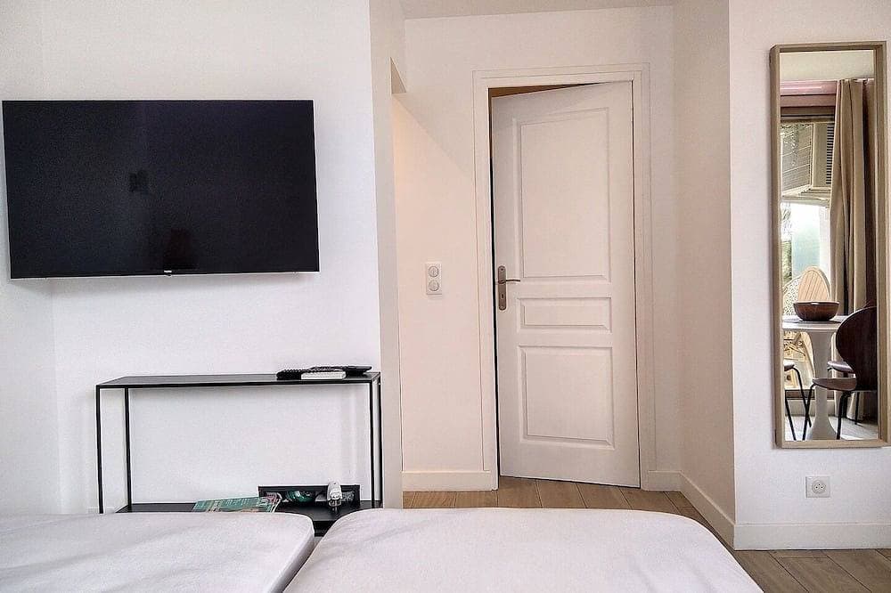 Foto 3 von 15: Studio-Graziella 511-Nasszelle-Stadtblick