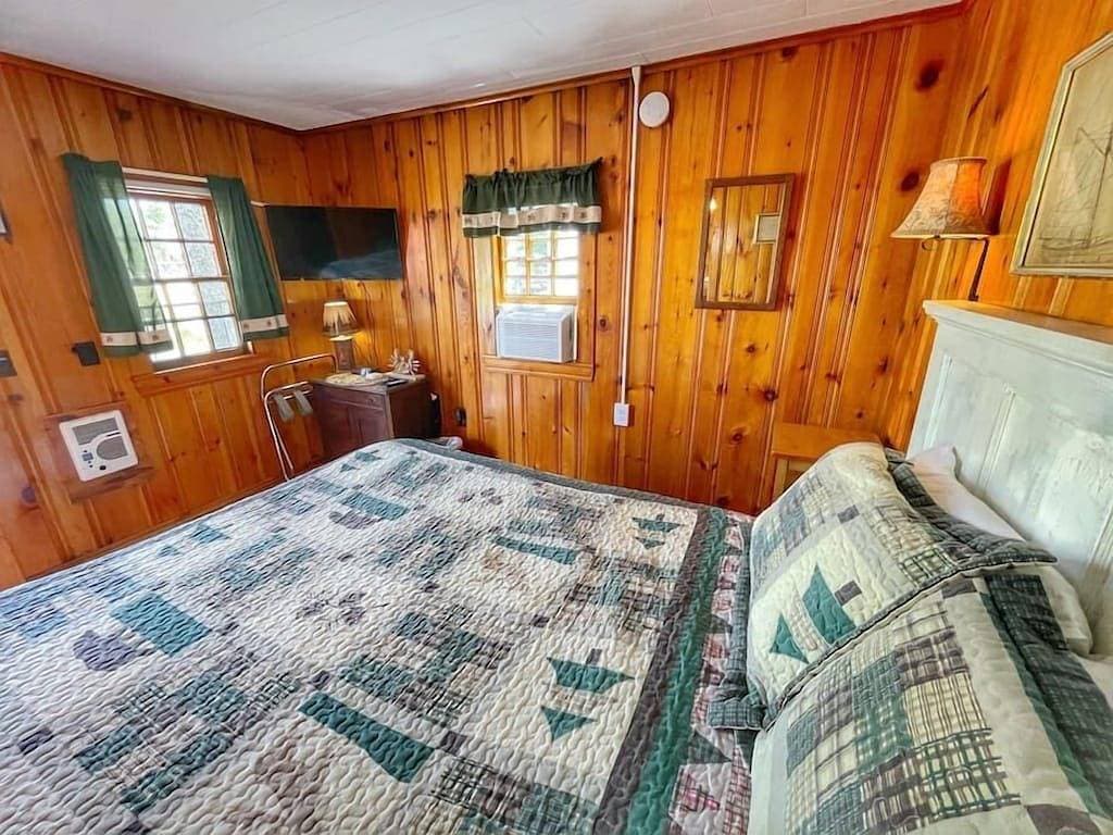 Foto 12 von 25: 14 1Br Cottage in Bar Harbor Open Hearth Inn