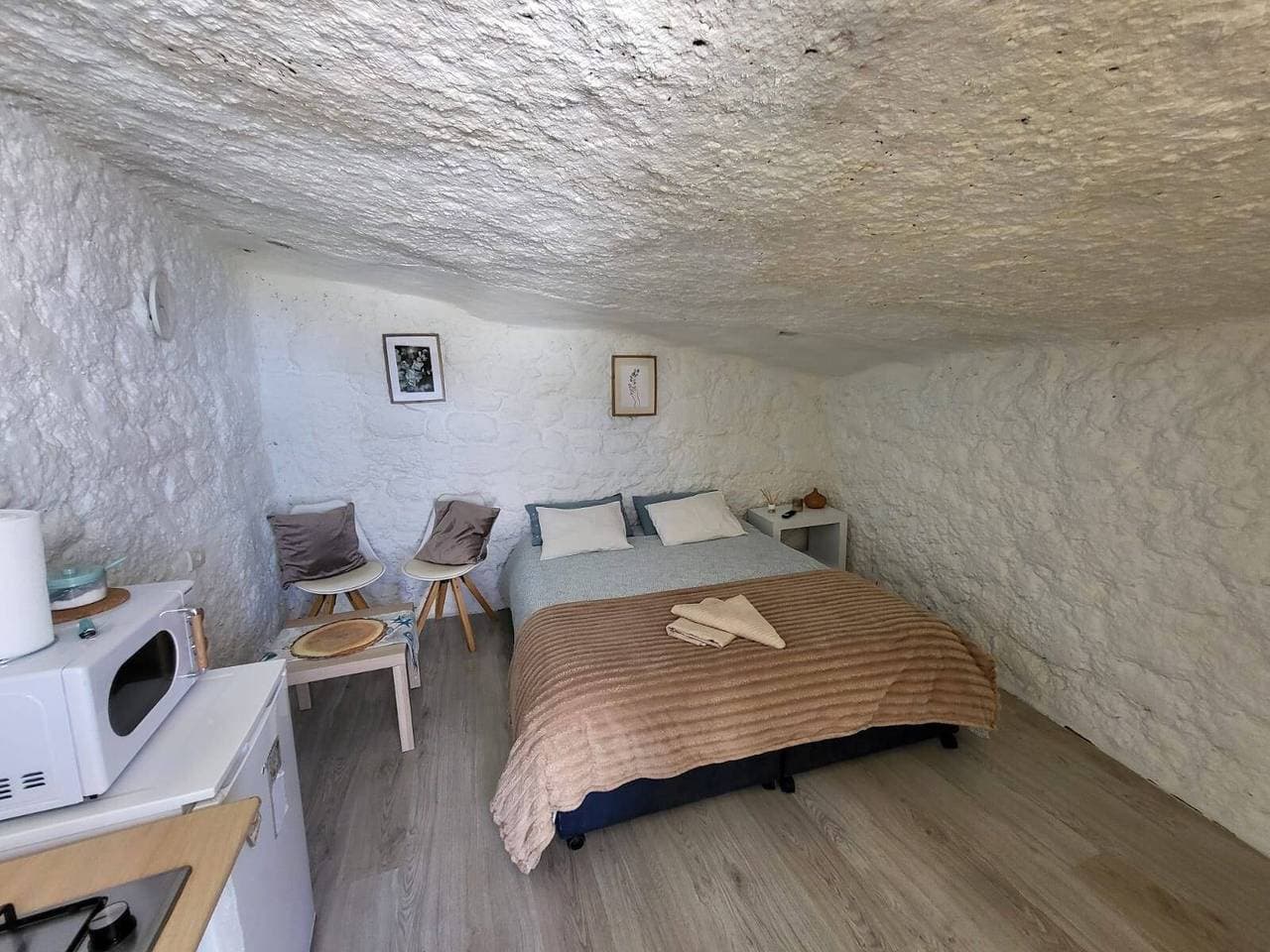 Foto 8 von 27: Ferienstudio „Cueva Sol“ mit Meerblick, Gemeinschaftspool und WLAN