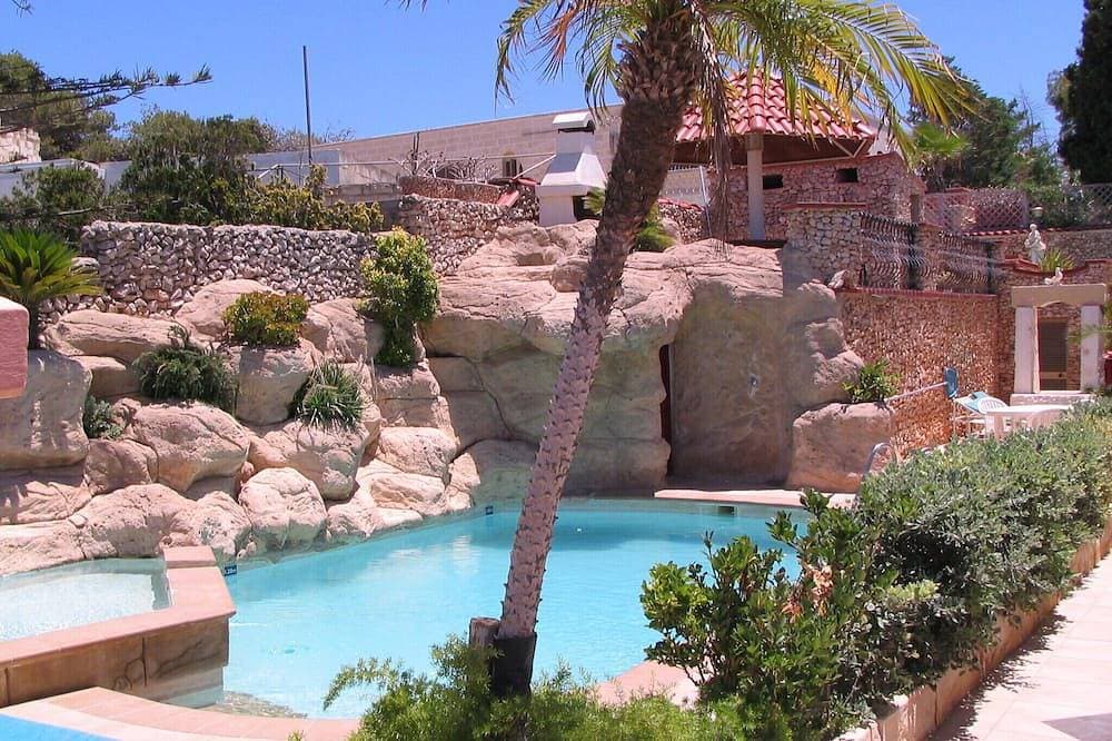 Santa Maria Villa Apartment (D) 1 B / Zimmer, Private Terrasse, Gemeinschaftspool, WiFi 1