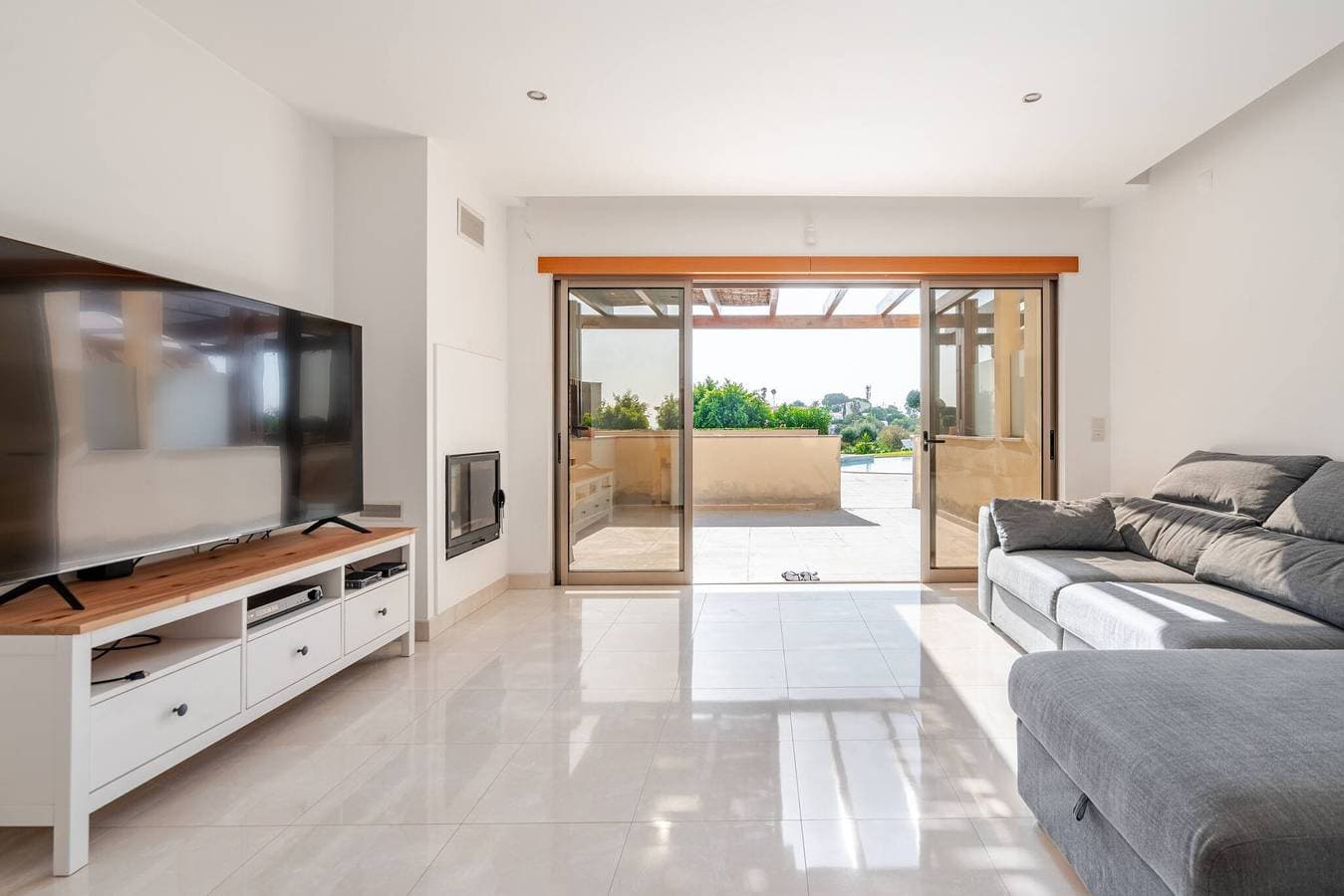 Charmantes Ferienhaus mit herrlichem Ausblick in Albufeira 1