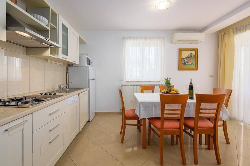 Foto 9 von 19: 2-Zimmer-Ferienwohnung mit Pool Basanija, Umag