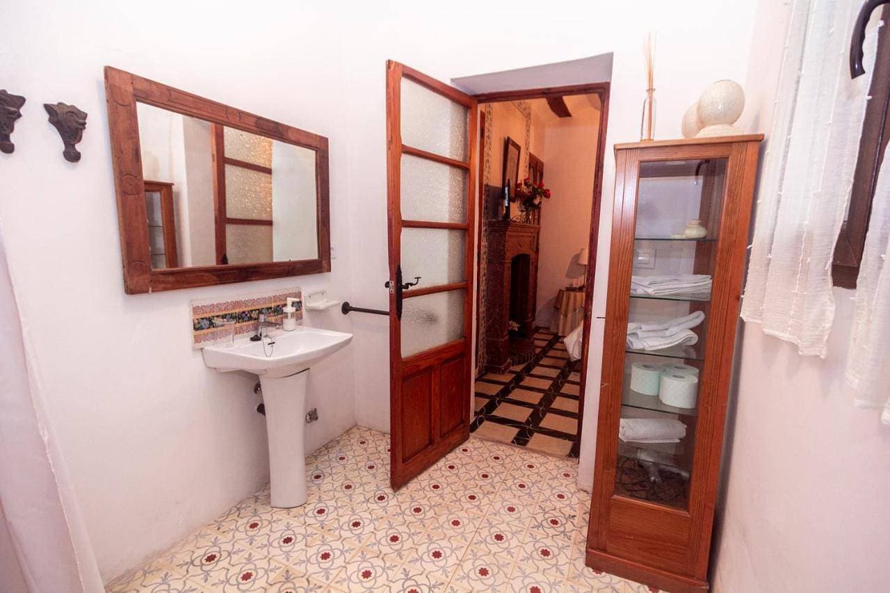 Foto 8 von 11: Double or Twin Room with Private Bathroom