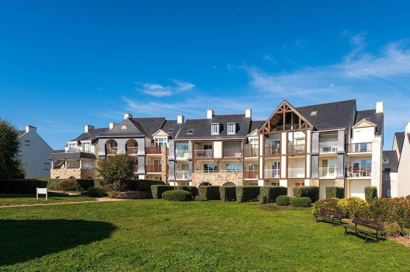 Foto 3 von 24: Studio 'L'Océanic' mit Pool im Sommer, nahe Strand und Hafen, Parkplatz, ohne Handtücher/Reinigung