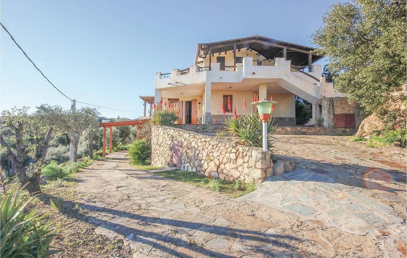 Seaside Haven: 2 km bis Sas Enas Appara 1