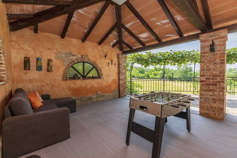 Foto 12 von 30: Wunderschöne Villa mit Schwimmbad, Grill, kostenloses WLAN, Waschmaschine