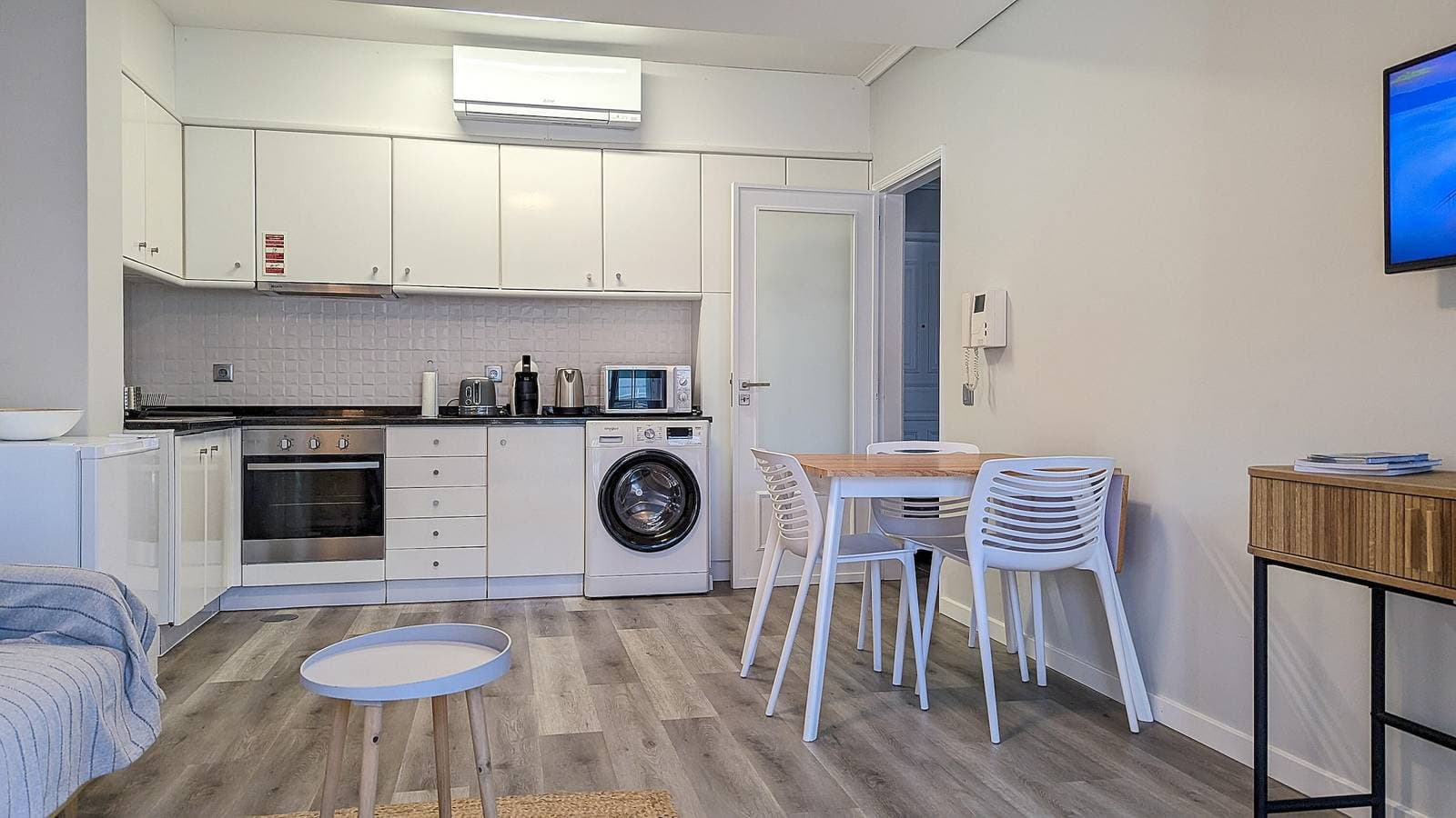 Foto 13 von 32: Apartment 'Costa Nova Ocean View' mit Meerblick, WLAN und Klimaanlage