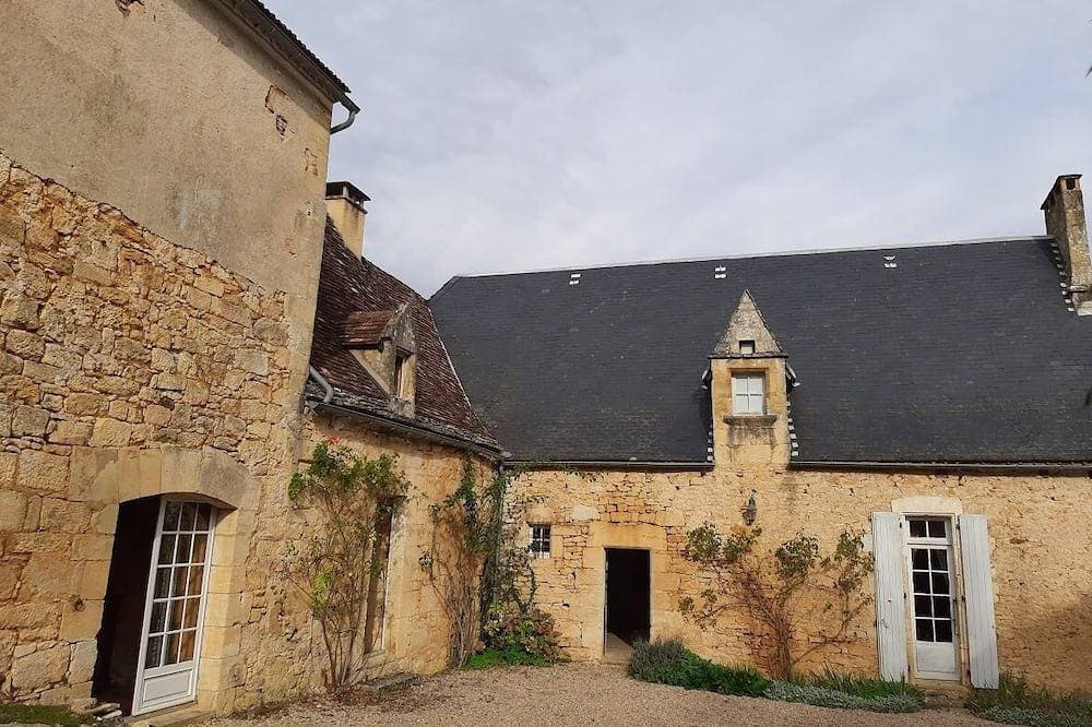 Foto 13 von 30: Maison de Campagne du Xvème
