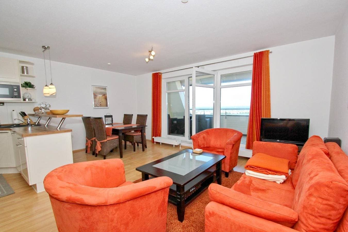 Foto 5 von 21: Hafennahe Ferienwohnung mit Balkon und Meerblick - Hafenhäuser Wiek 14