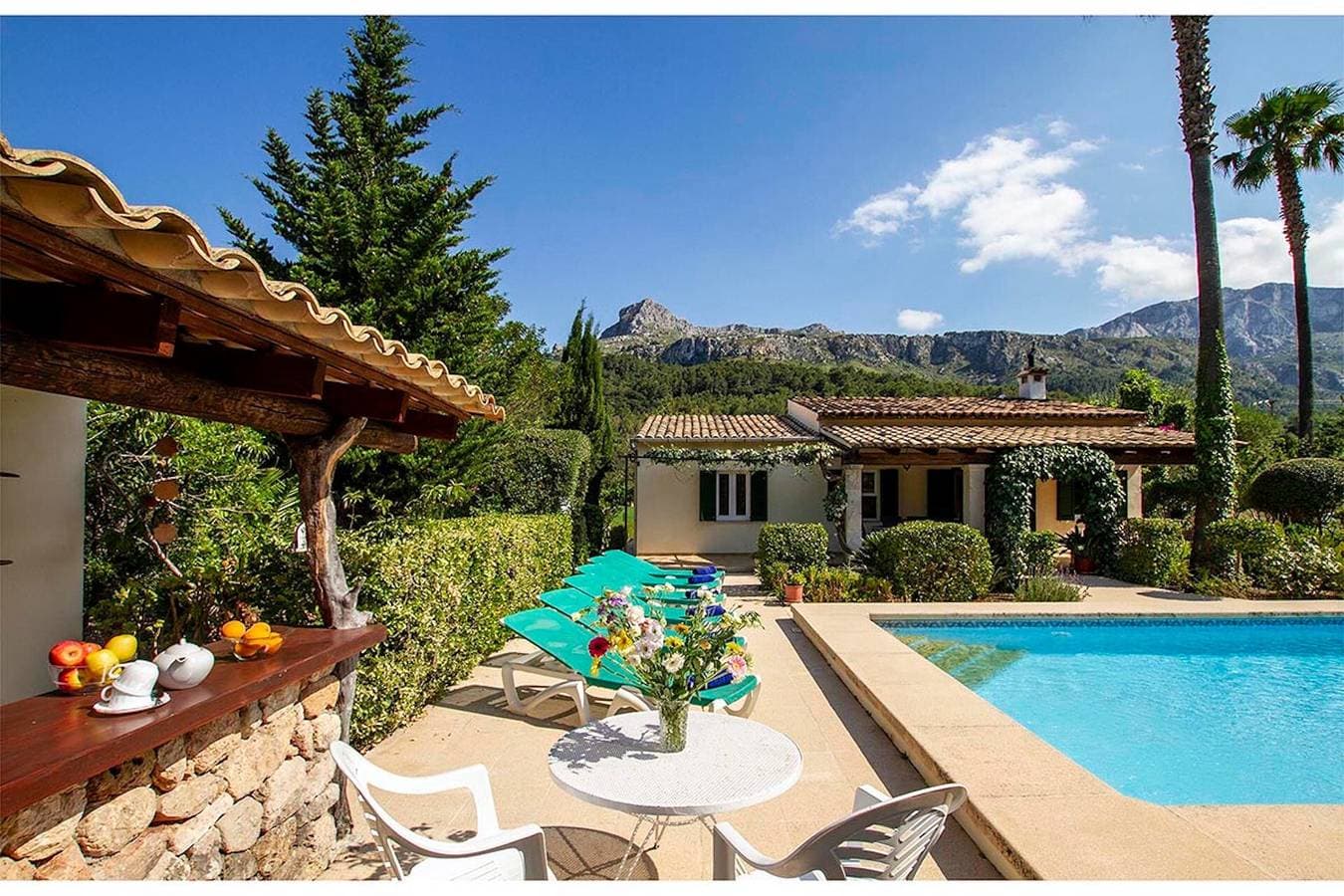 Foto 3 von 26: Ferienhaus "La Plana" mit Bergblick, Pool, Garten & Terrasse