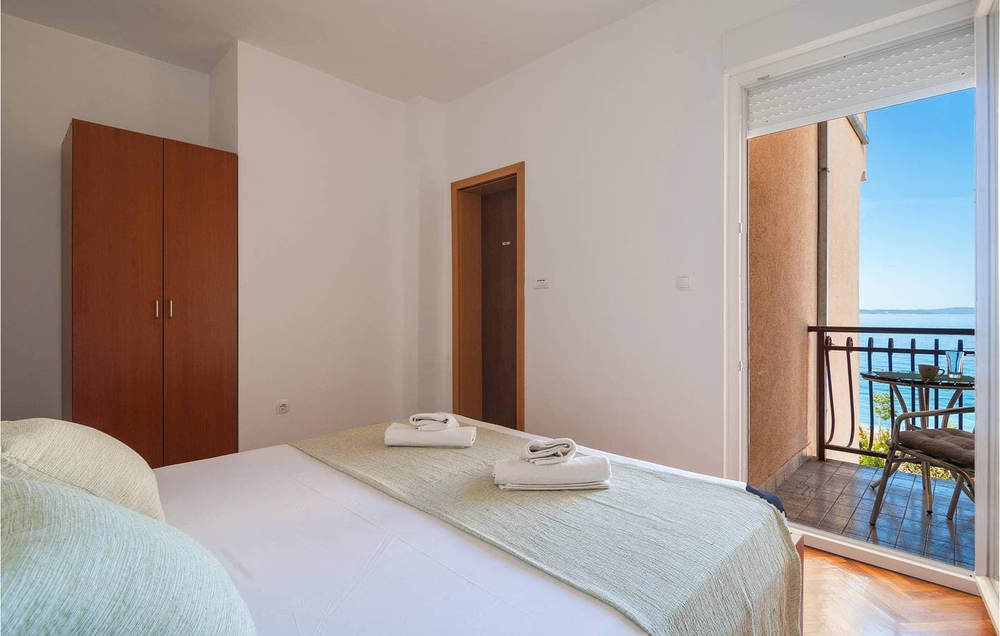 Foto 5 von 25: Apartment mit Meerblick, Parkplatz, Terrasse und WiFi