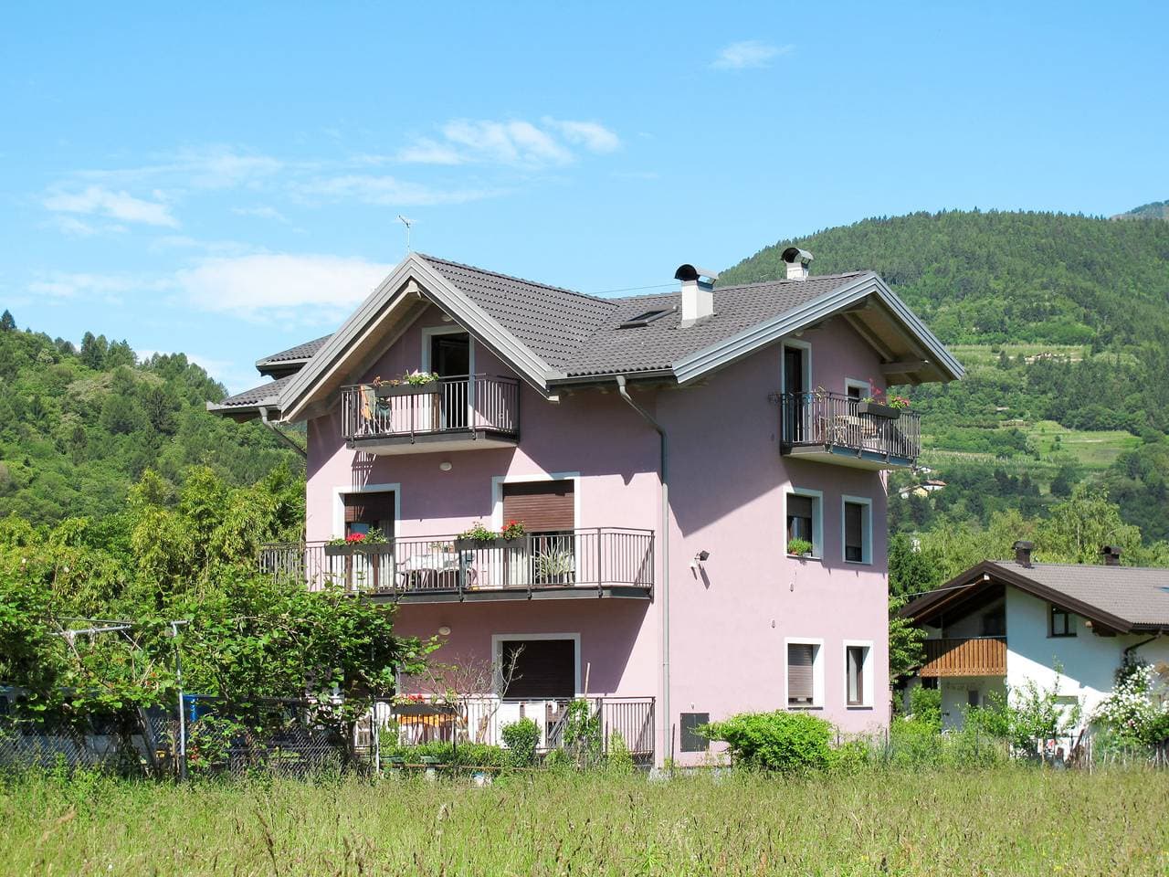 Calceranica 1 km von Caldonazzo: Kleines Mehrfamilienhaus Deval 1