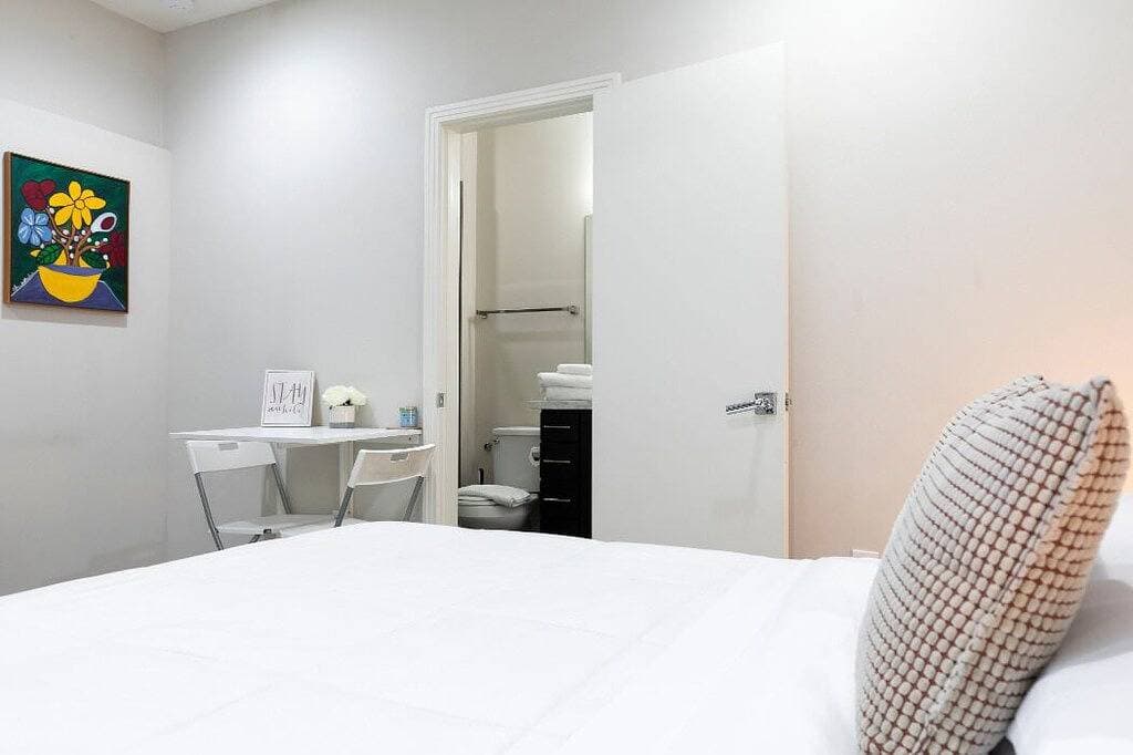 Foto 4 von 32: Midtown Studio mit privater Terrasse - Ausgezeichnete Lage
