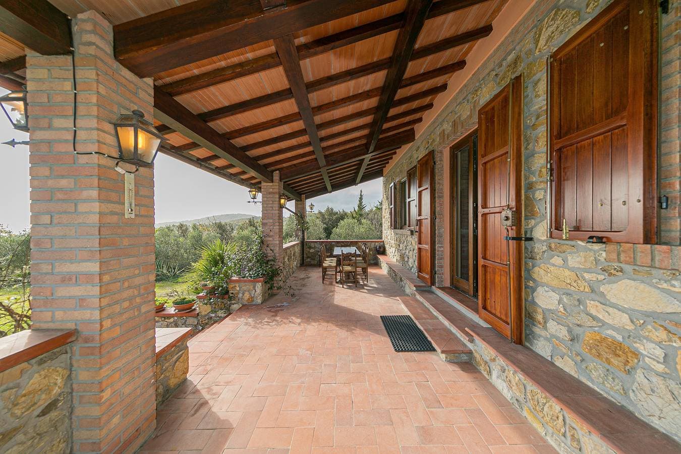 Foto 4 von 41: Ferienhaus „Casa Flora“ mit privatem Pool, Terrasse und WLAN