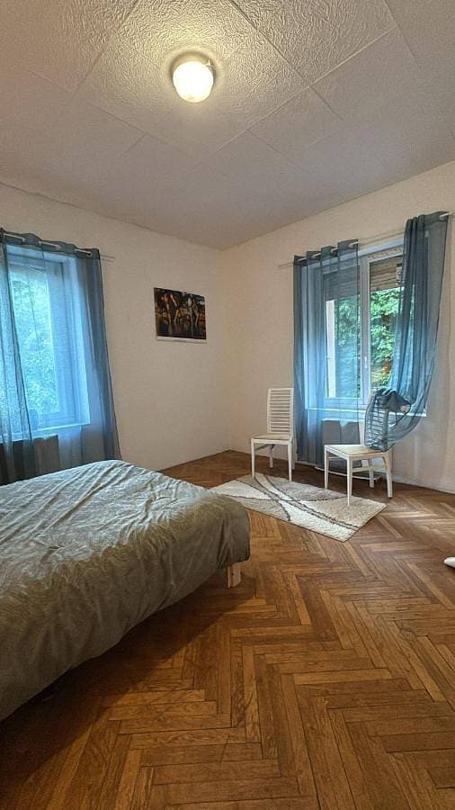 Foto 4 von 14: One-Bedroom Apartment