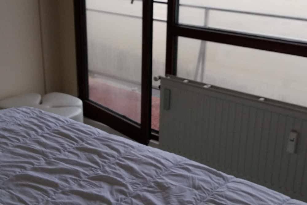 Foto 6 von 30: 70'er Jahren Design-Studio mit herrlichem Meerblick