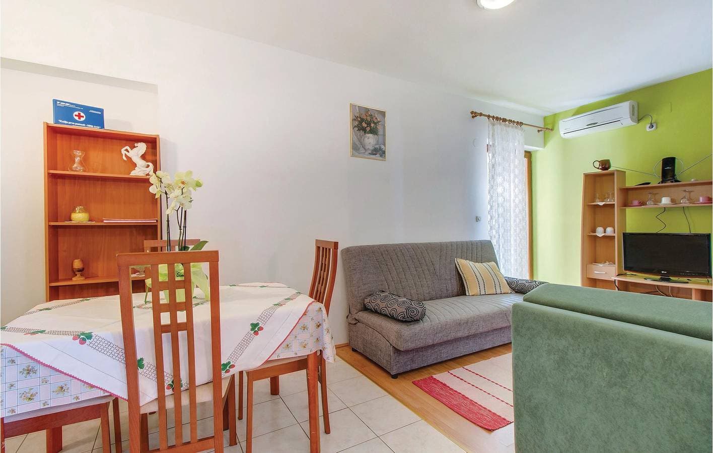 Foto 9 von 17: Urlaub am Meer: Gemütliche Ferienwohnung mit Terrasse und moderner Ausstattung
