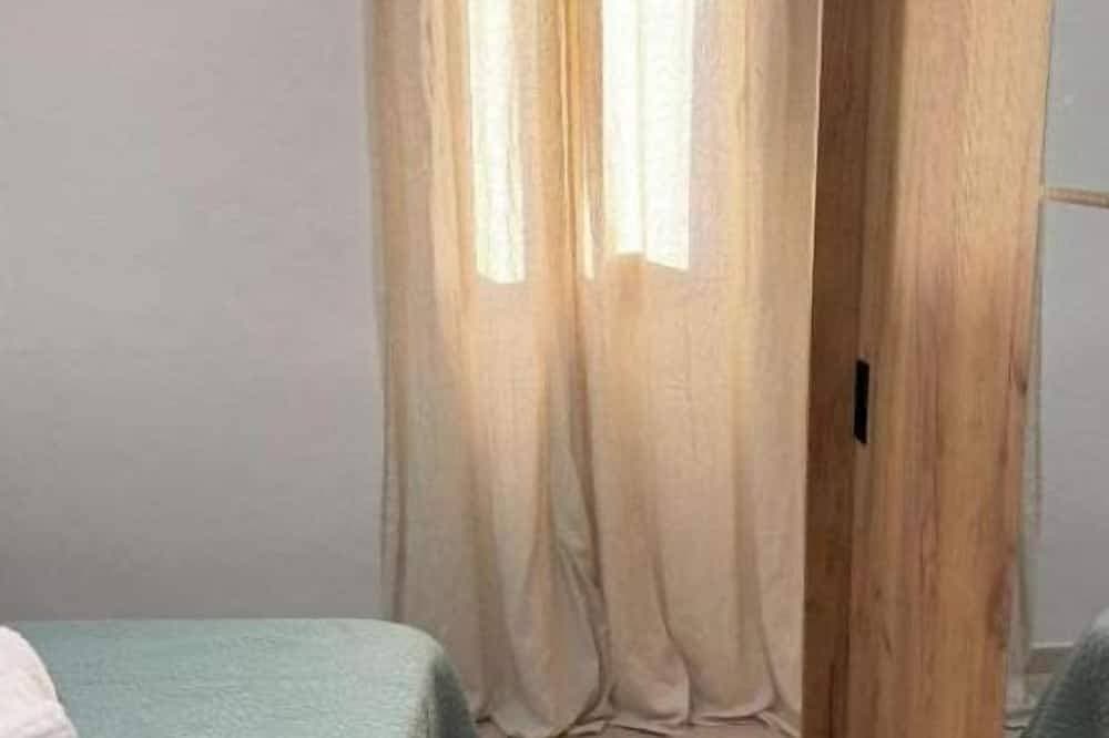 Foto 7 von 30: Attinie Apartment – ​​Relax and enjoy the sea view just steps from the beach.