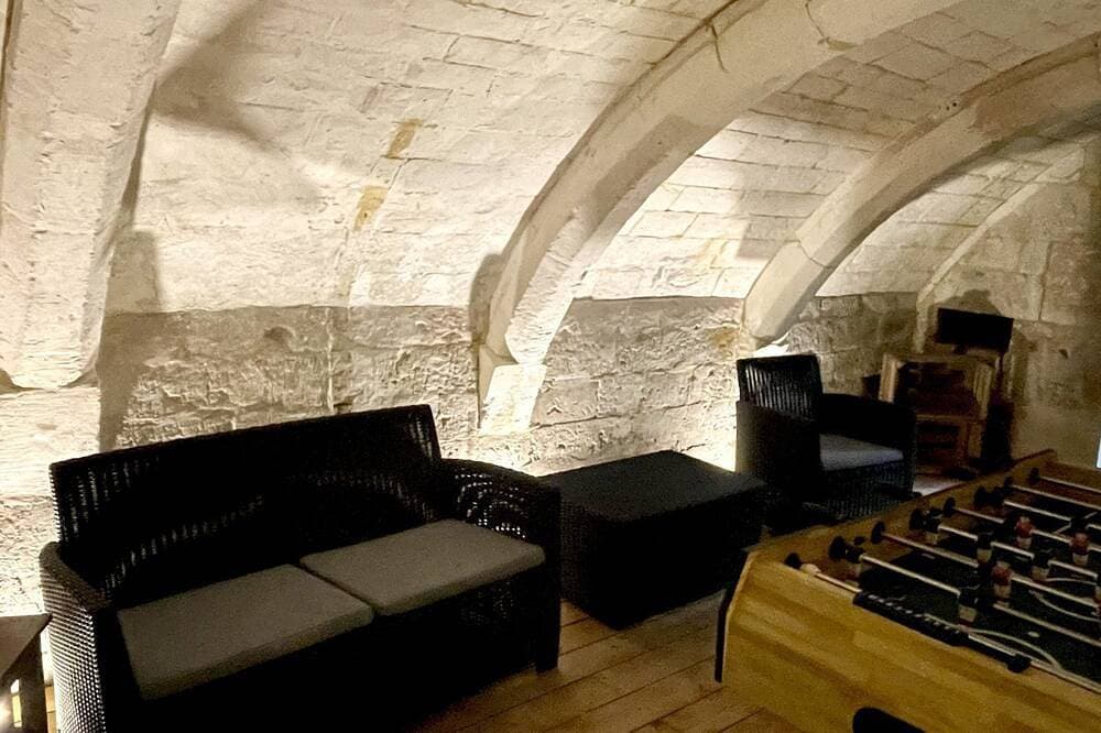 Former presbytery just renovated, 3 stars 1