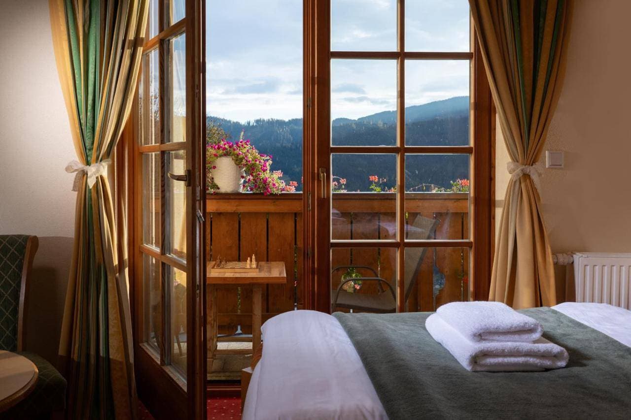 Foto 12 von 18: Double Room with Mountain View