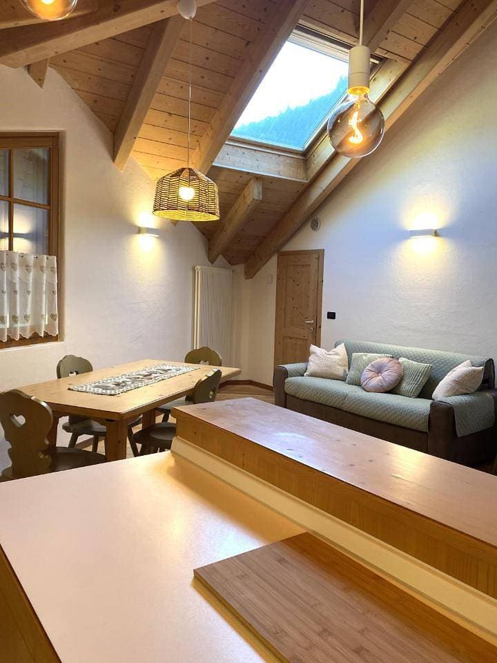 Foto 7 von 38: Two-Bedroom Apartment