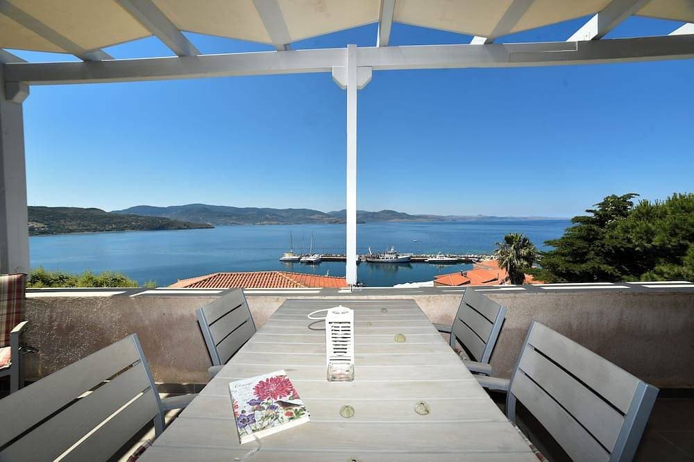 Ein geräumiges 2-Level-2-Schlafzimmer Ort-Home mit herrlichem Blick auf das Ägäische Meer 1