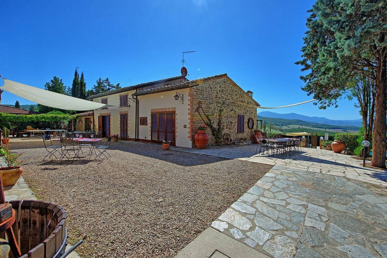 Foto 6 von 46: Villa für 14 Personen mit Pool
