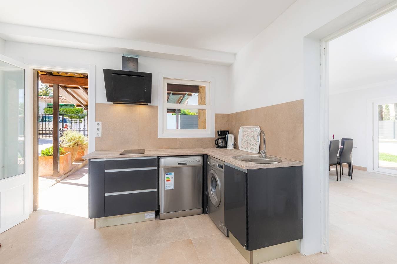 Foto 11 von 28: Ferienhaus „Sa Gola“ mit privatem Pool, Terrasse, Bergblick und WLAN