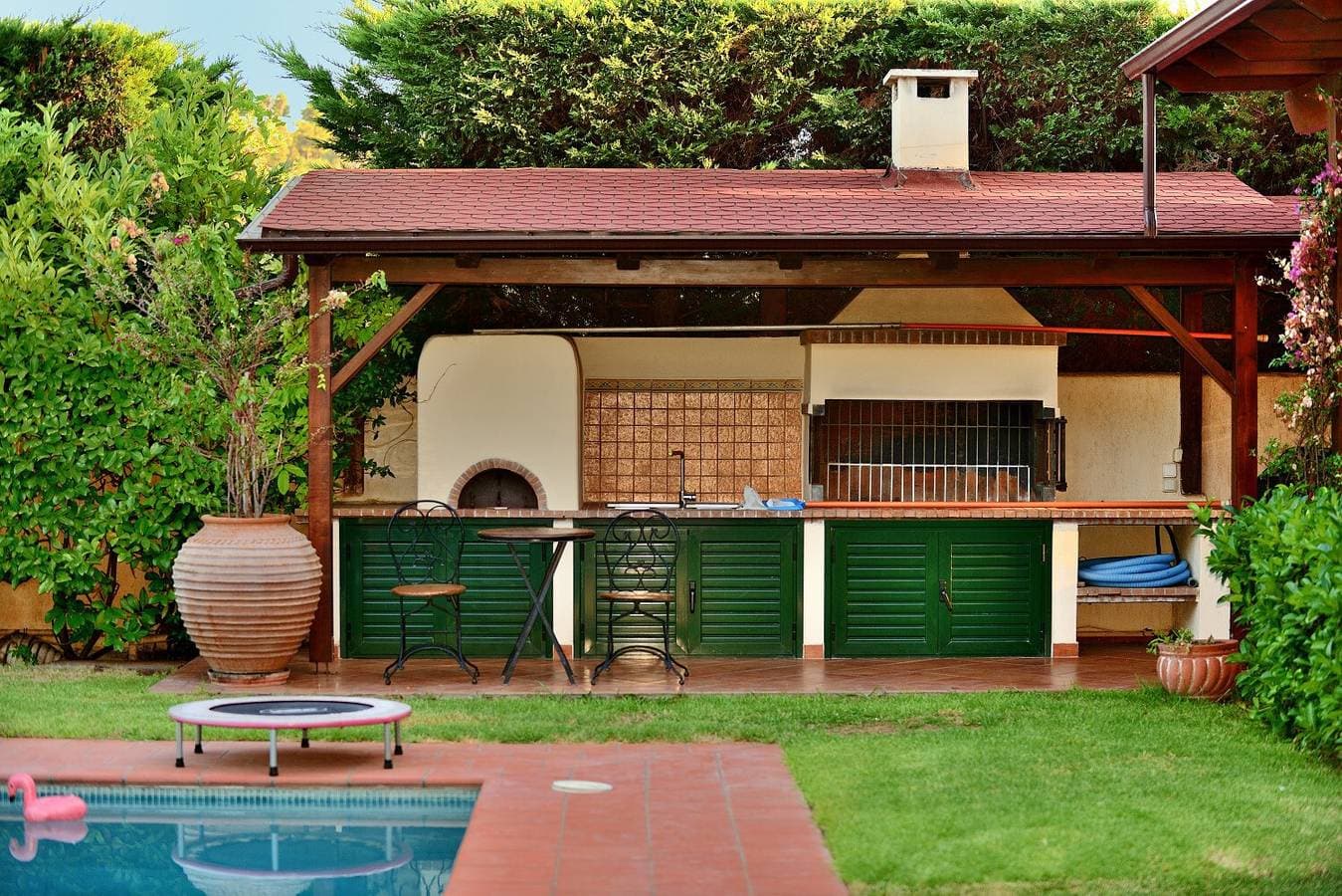 Foto 4 von 32: Ferienwohnung 'Pool Villa Desmira' mit Meerblick, Wi-Fi und Klimaanlage