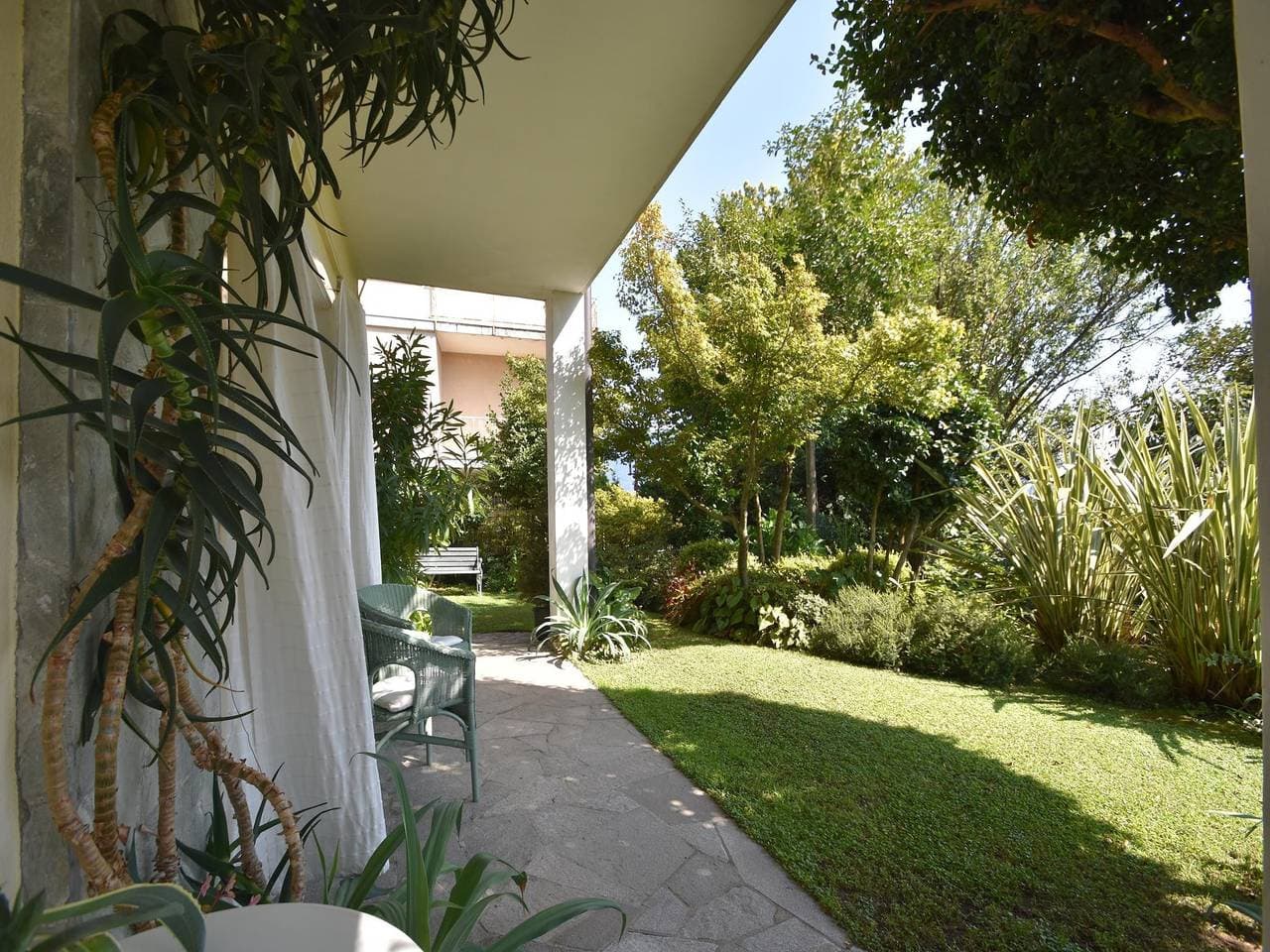 Chalet am Lago Maggiore mit Gartenblick 1