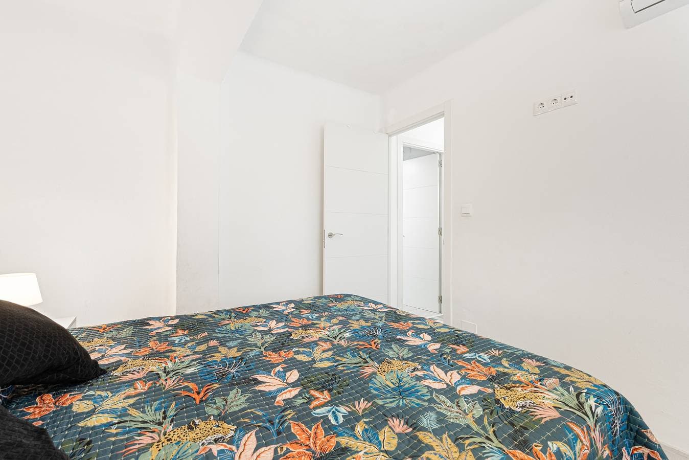 Foto 11 von 23: Apartment 'Apartamento Alhóndiga El Palo' mit Balkon, WLAN und Klimaanlage