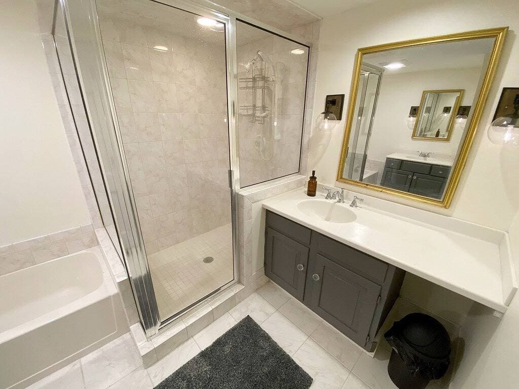 Foto 3 von 20: Deluxe King, kitchenette, fireplace