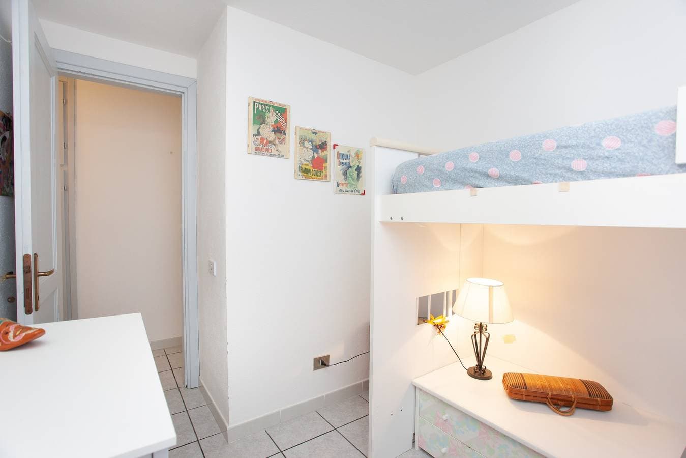 Foto 8 von 26: Ferienwohnung 'Capo comino a due passi dalla spiaggia' mit Terrasse und Klimaanlage