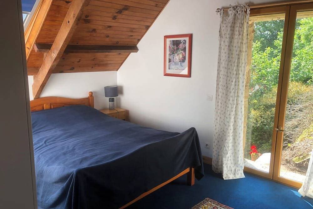 Foto 5 von 25: Beautiful Breton Barn with Pool 3 Bed, Sleeps 7. Great for groups or families