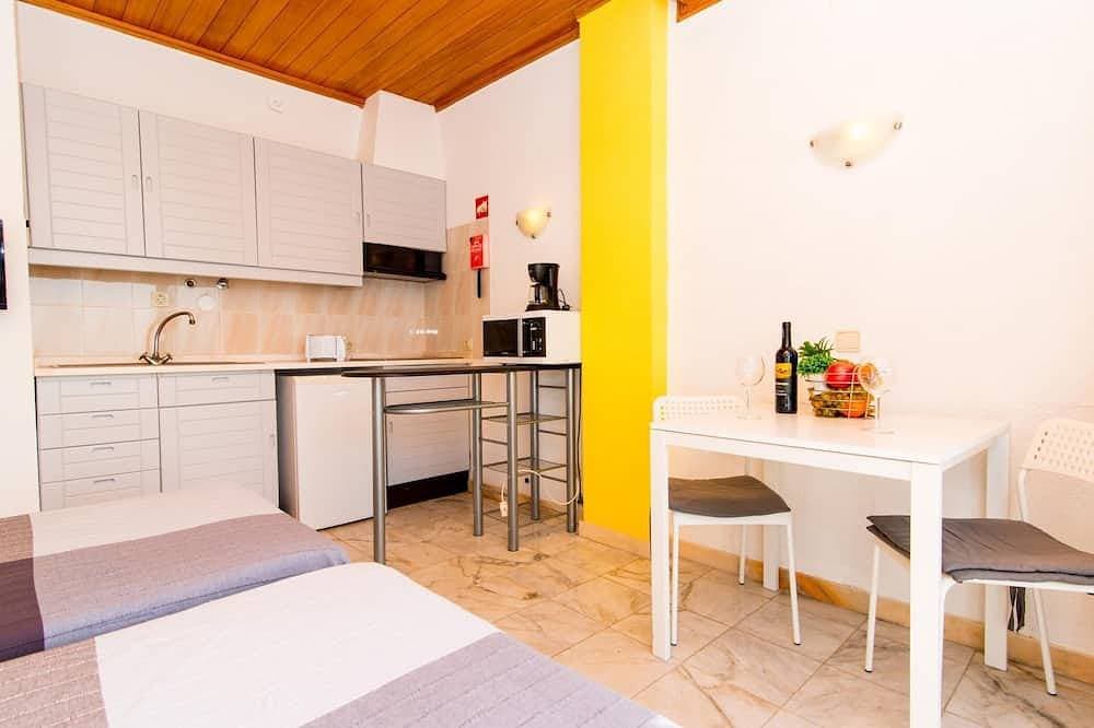 Foto 9 von 30: Studio Apartment with Sea View
